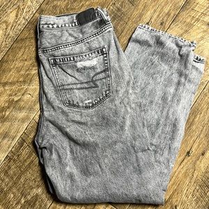 American eagle distressed jeans
